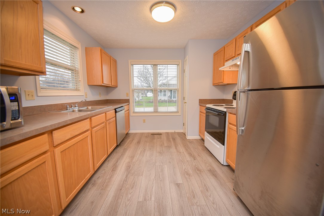 Pebble Creek Preserve Cluster Homes - Residential