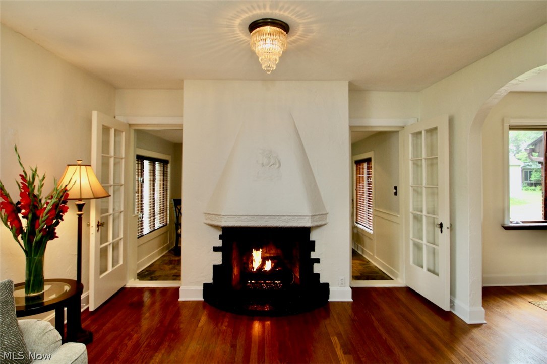 Lyndhurst Manor - Residential