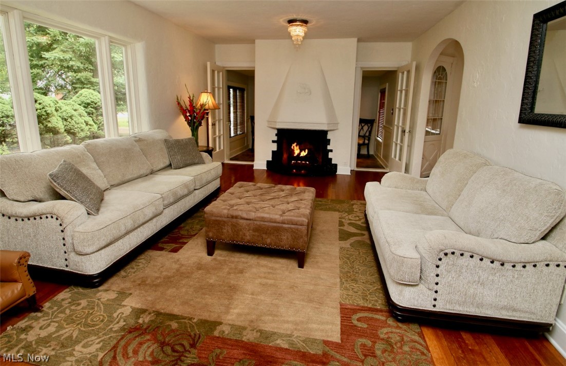 Lyndhurst Manor - Residential