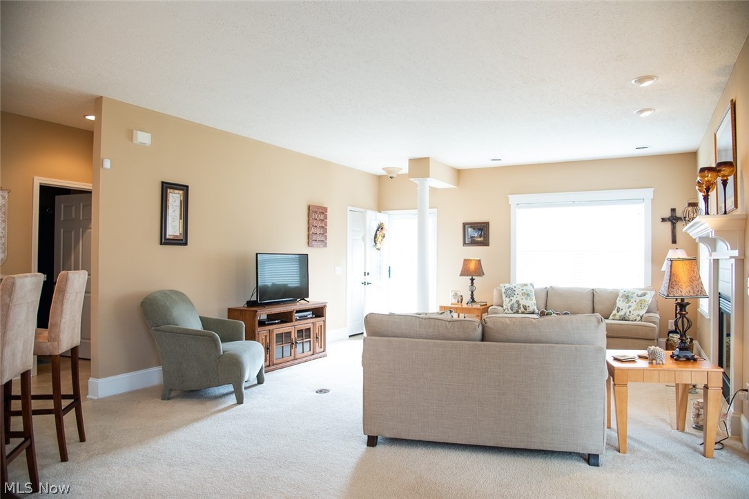 Fountains/Meyers Lake - Residential