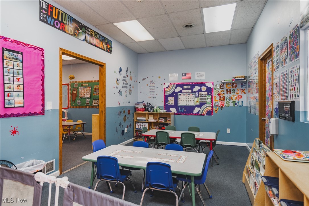 Lynnden Road Adn - Commercial Sale