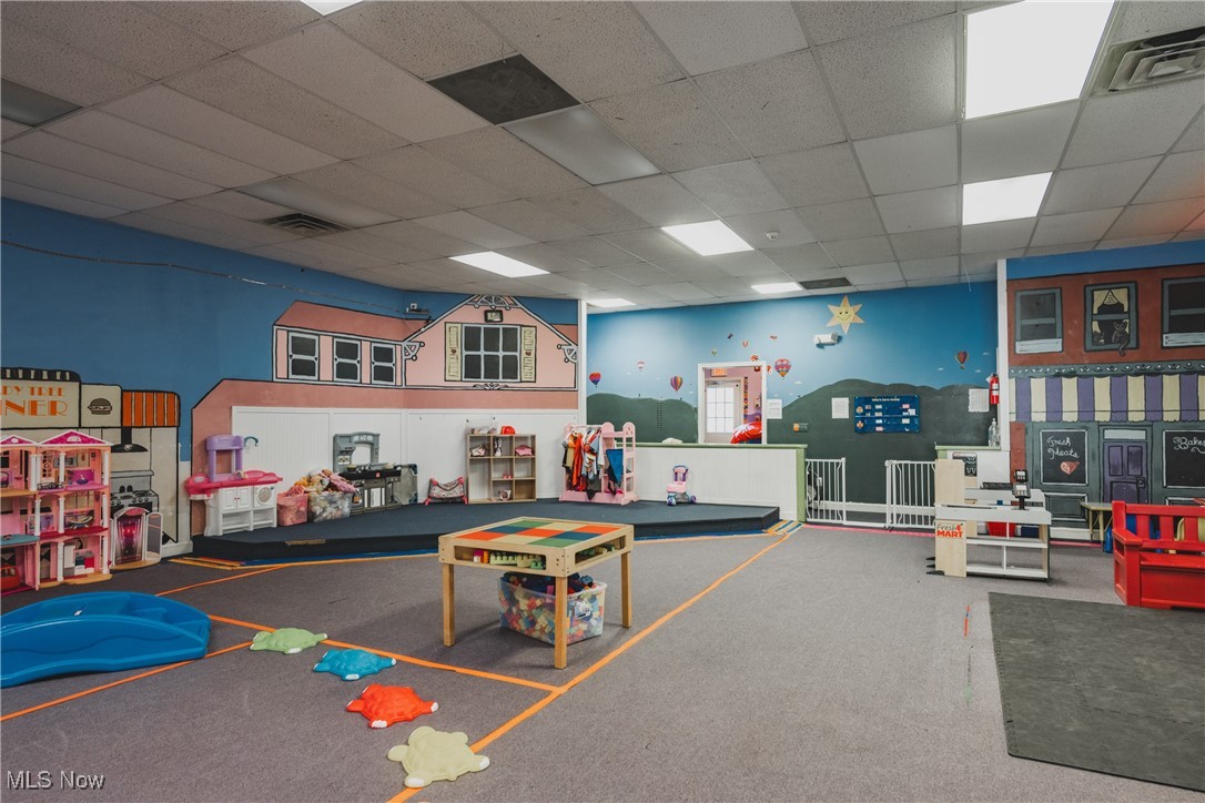 Lynnden Road Adn - Commercial Sale