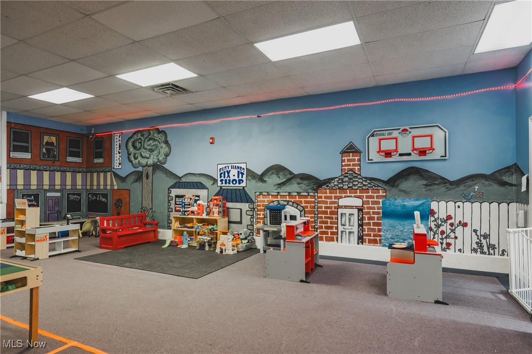 Lynnden Road Adn - Commercial Sale