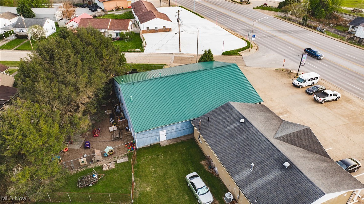 Lynnden Road Adn - Commercial Sale