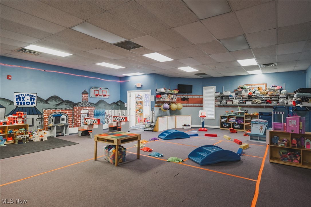 Lynnden Road Adn - Commercial Sale