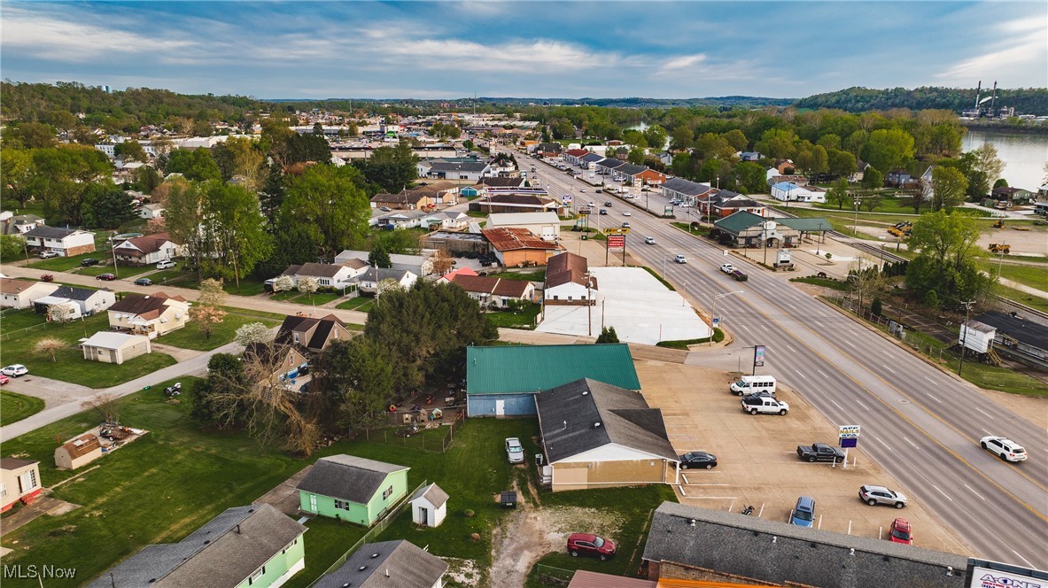 Lynnden Road Adn - Commercial Sale