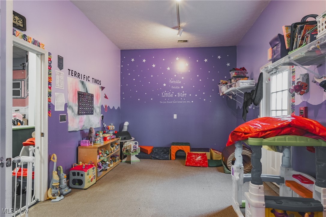 Lynnden Road Adn - Commercial Sale