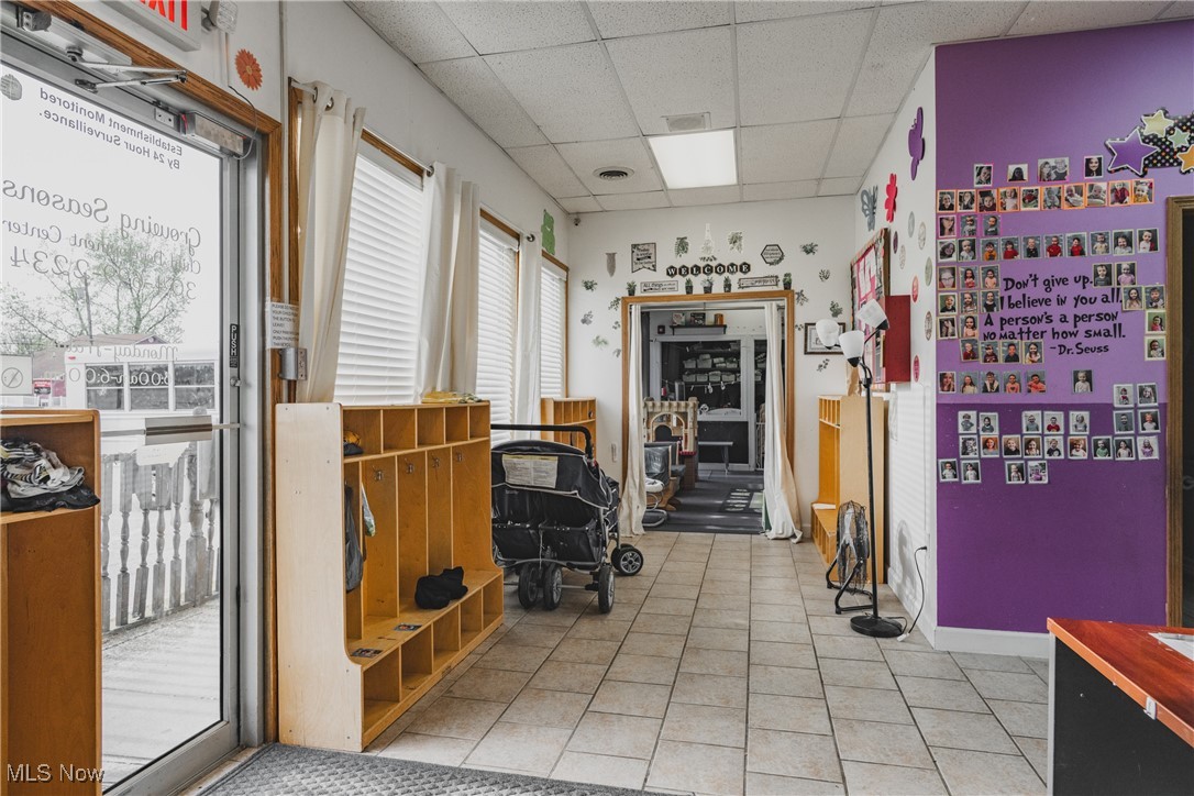 Lynnden Road Adn - Commercial Sale