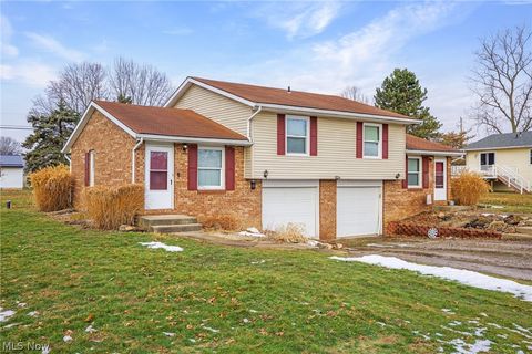 Tiny photo for 3568 Boettler Street NE, Canton, OH 44721 (MLS # 5188053)