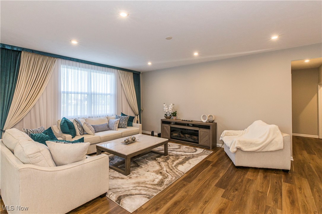 Tallmadge Reserve Ph Four - Residential