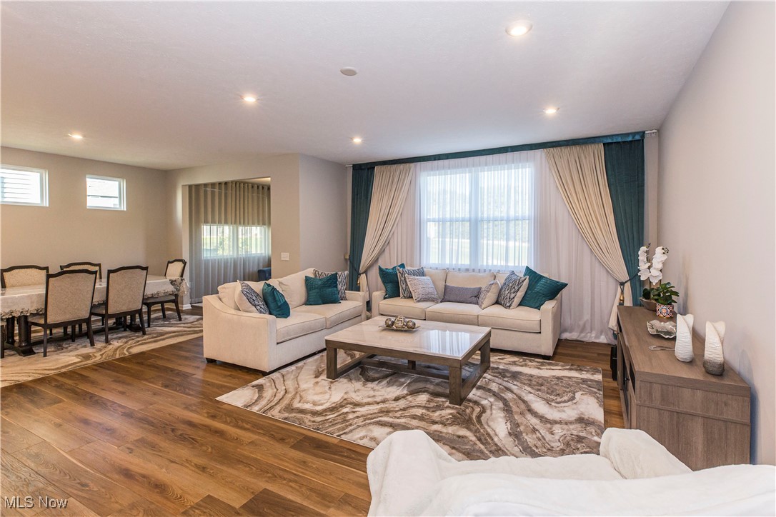 Tallmadge Reserve Ph Four - Residential
