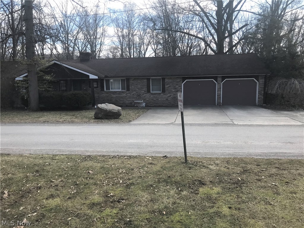 Cromwell 01 - Residential Income