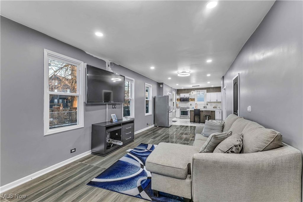 Photo of 5811 Madison Avenue, Cleveland, OH 44102 (MLS # 5181479)