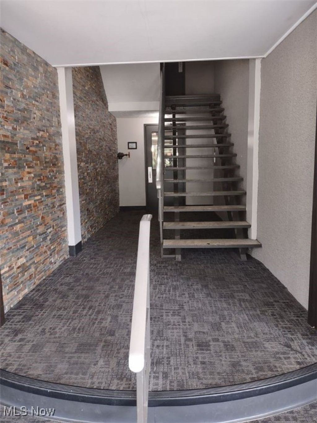 Photo of 12050 Lake Avenue #602, Lakewood, OH 44107 (MLS # 5183605)