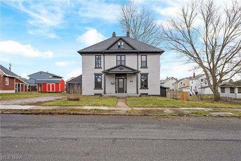 Tiny photo for 510 E Broad Street, Louisville, OH 44641 (MLS # 5188075)