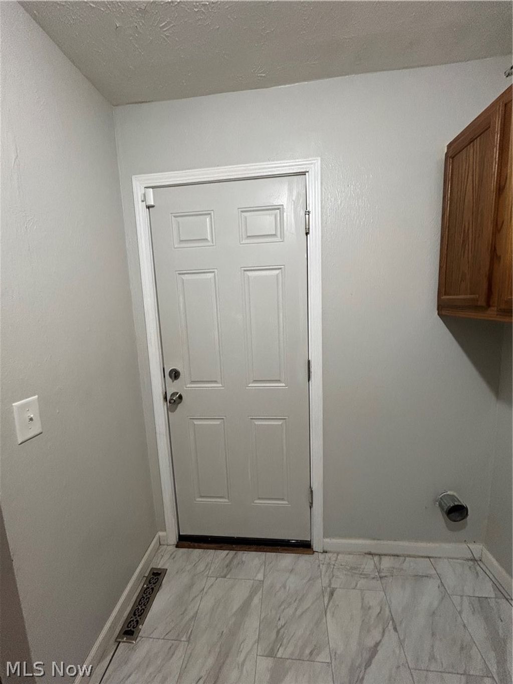 Photo of 7535 Hickory Road, Bedford, OH 44146 (MLS # 5189617)