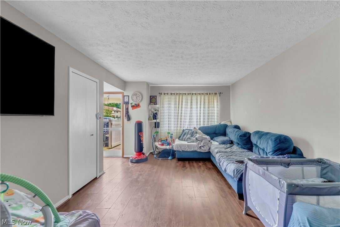 4300 Hyde Park Court 7
