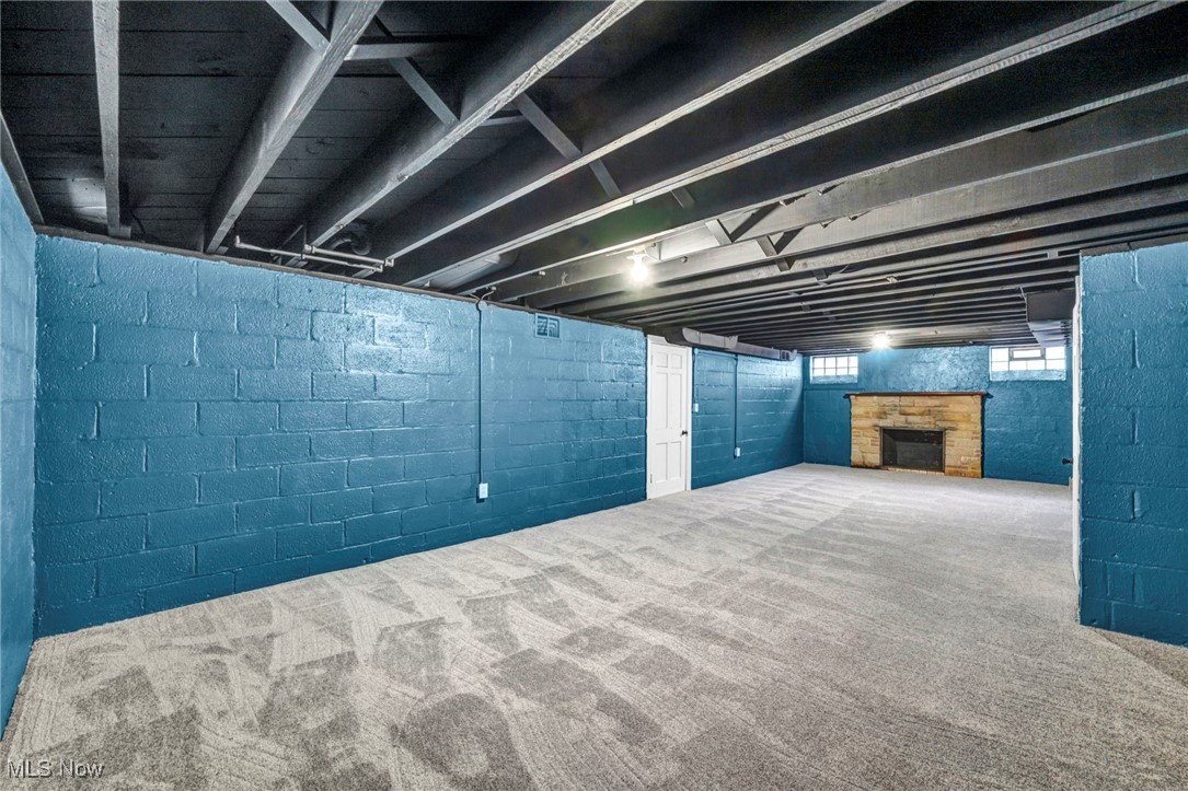 Jw Maxwells Hlnd Sub - Residential