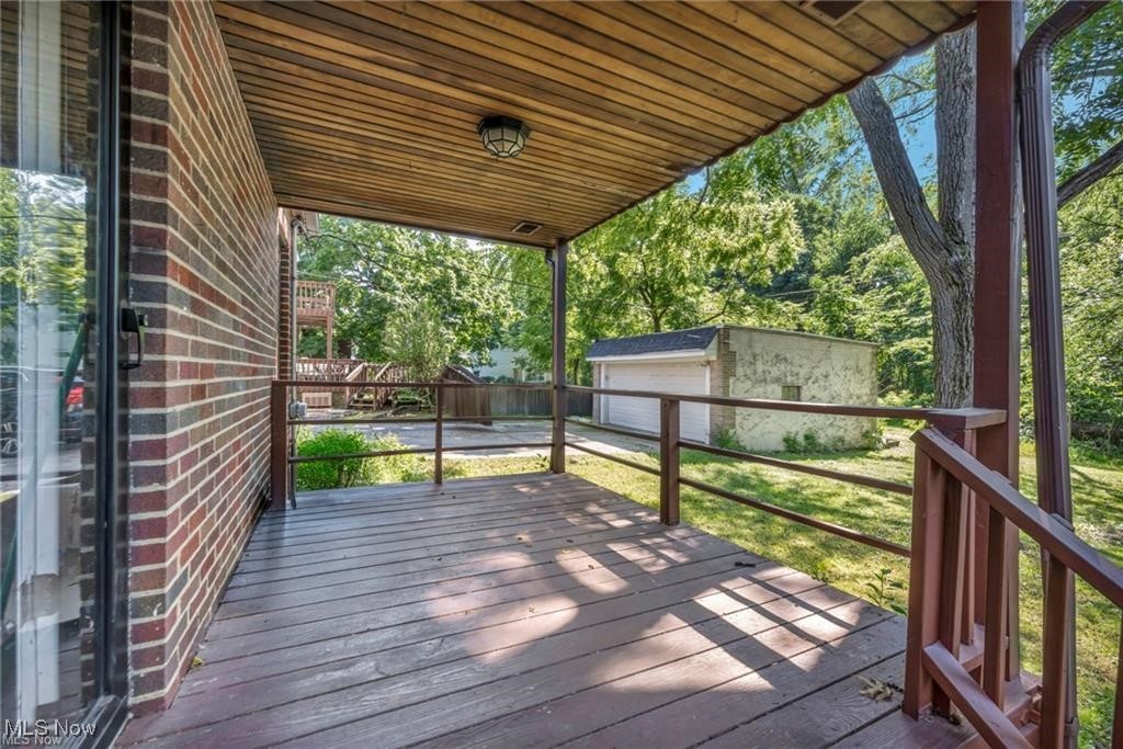 Jw Maxwells Hlnd Sub - Residential