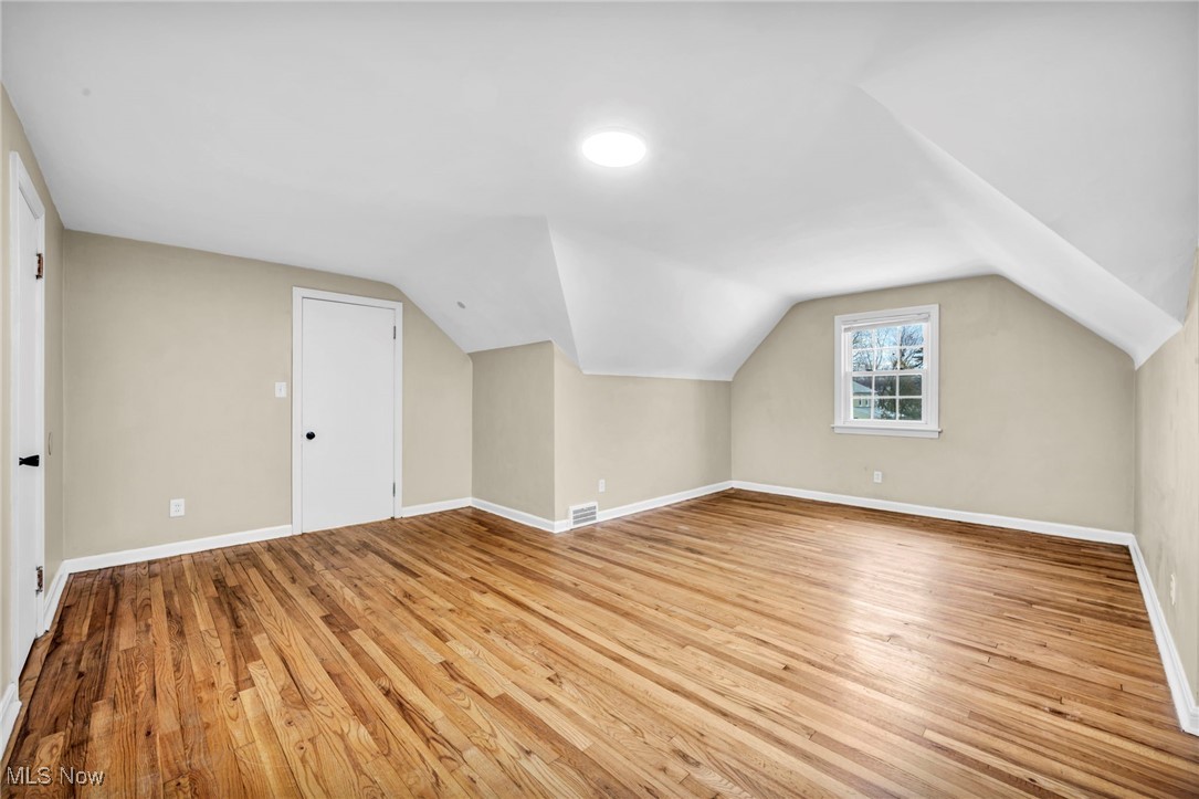 Jw Maxwells Hlnd Sub - Residential