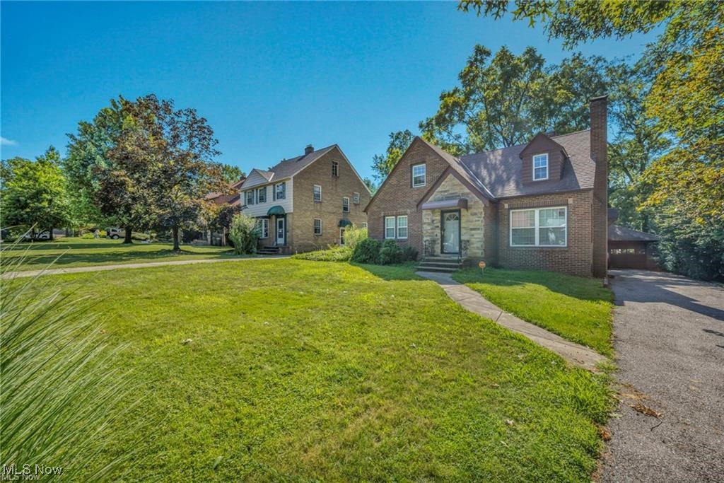 Jw Maxwells Hlnd Sub - Residential