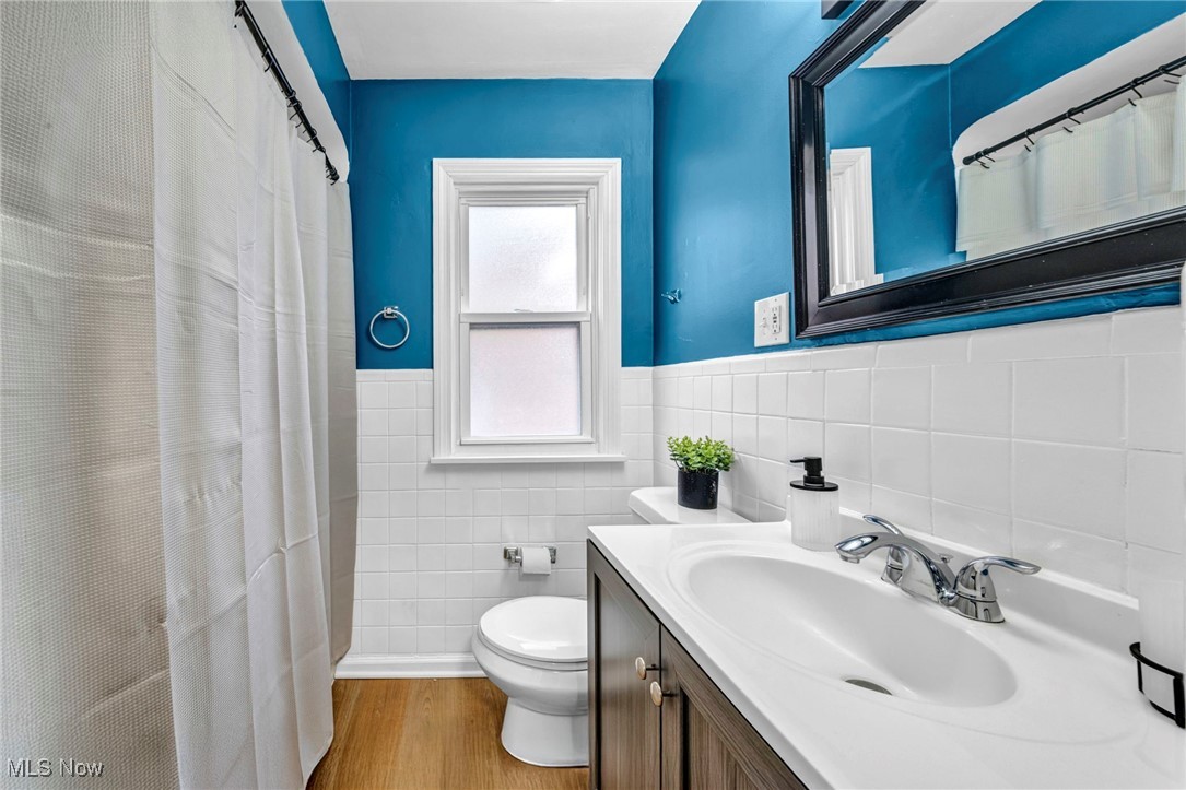 Jw Maxwells Hlnd Sub - Residential