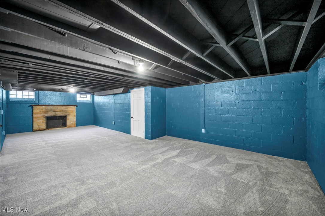 Jw Maxwells Hlnd Sub - Residential