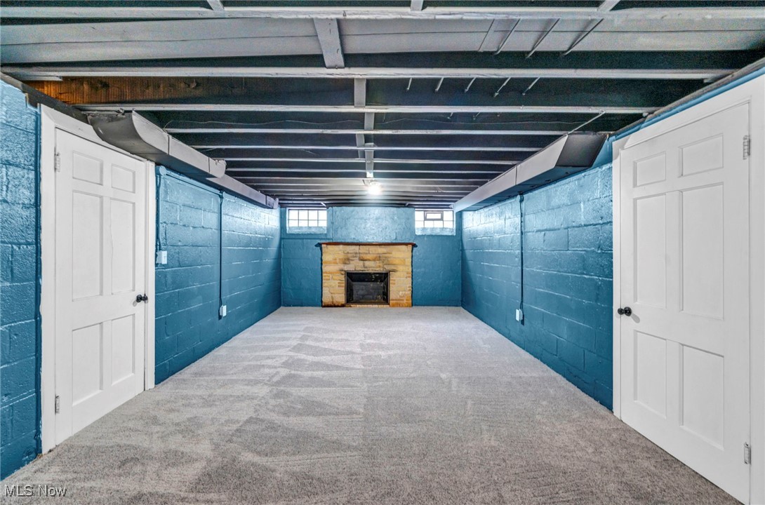 Jw Maxwells Hlnd Sub - Residential