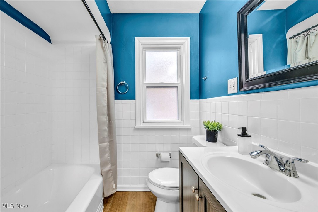 Jw Maxwells Hlnd Sub - Residential