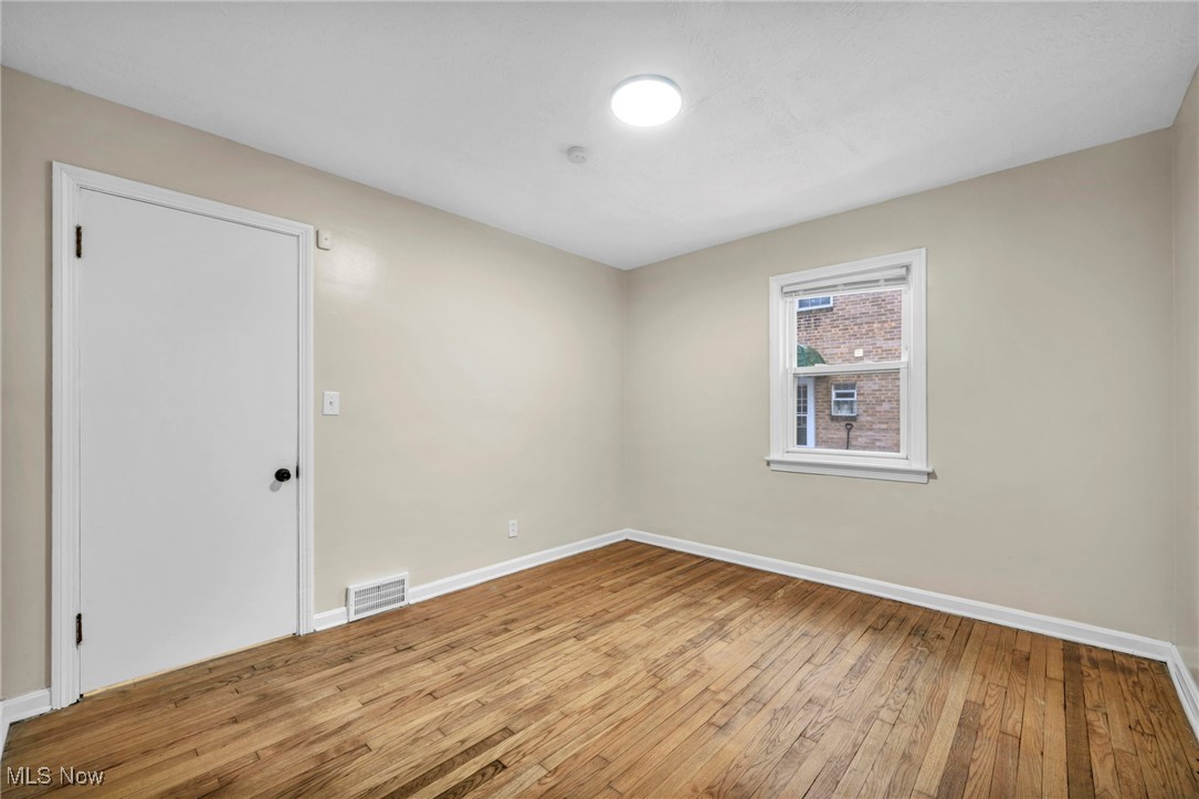 Jw Maxwells Hlnd Sub - Residential