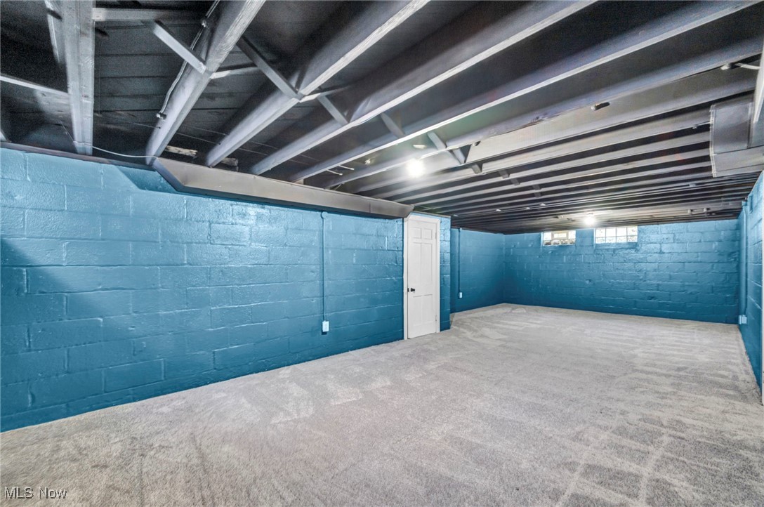 Jw Maxwells Hlnd Sub - Residential