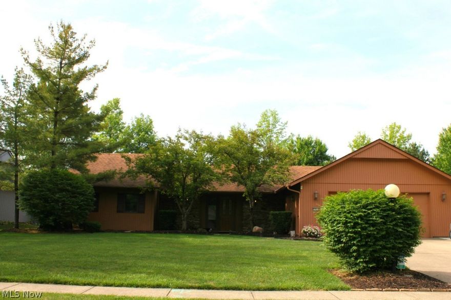 Must See Meadowood Ranch! A perfect space to entertain, the sprawling great room features gleaming hardwood floors, recessed lighting, dramatic direct vent  gas fireplace & huge picture window overlooking the lush, private backyard! The bright eat-in kitchen offers a center island w/ breakfast bar, ample cabinet & counter space, & under-cabinet lighting. 3 spacious bedrooms &  2 1/2 baths. The master bedroom features double walk-in closets & an en-suite bath w/ double sinks, beautiful ceramic tile, oversized walk-in shower & loads of storage space! Laundry room w/ utility tub & storage cabinets. 528 sq.ft garage w/ extra storage & driveway w/ extra concrete pad. Gorgeous landscaping, Malibu Lighting System for front pathway, large fenced backyard w/ spacious patio. Many updates throughout. Water tank, furnace & heat pump(2008), Aprilaire air cleaner(2011), newer window treatments, fixtures & ceiling fans & so much more! Wonderful community amenities. All that's left to do is move in!