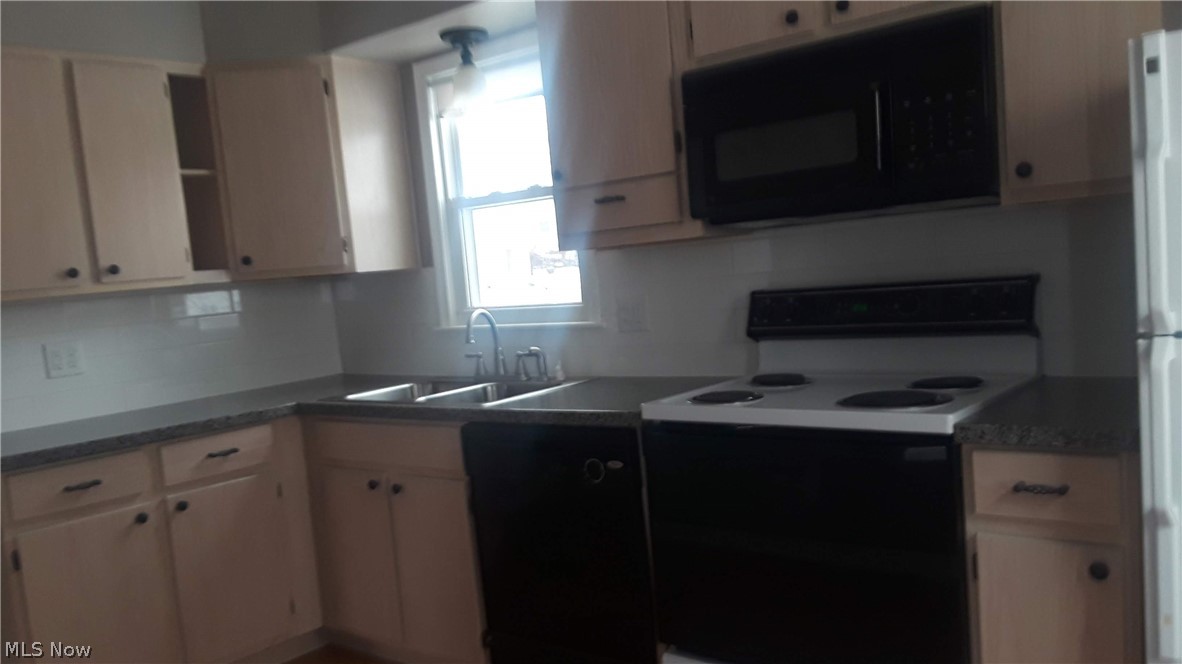 Airway - Residential Lease