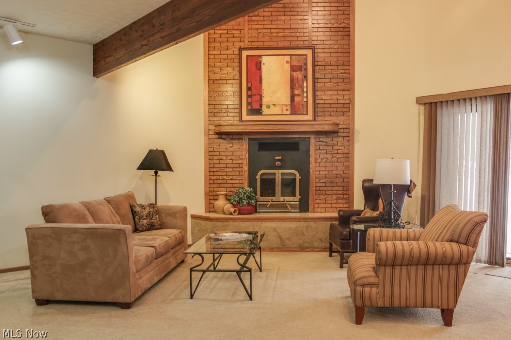 Sugar Bush Knolls - Residential