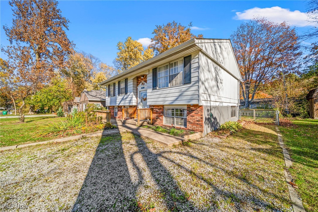 Madison Golf Lakelands - Residential