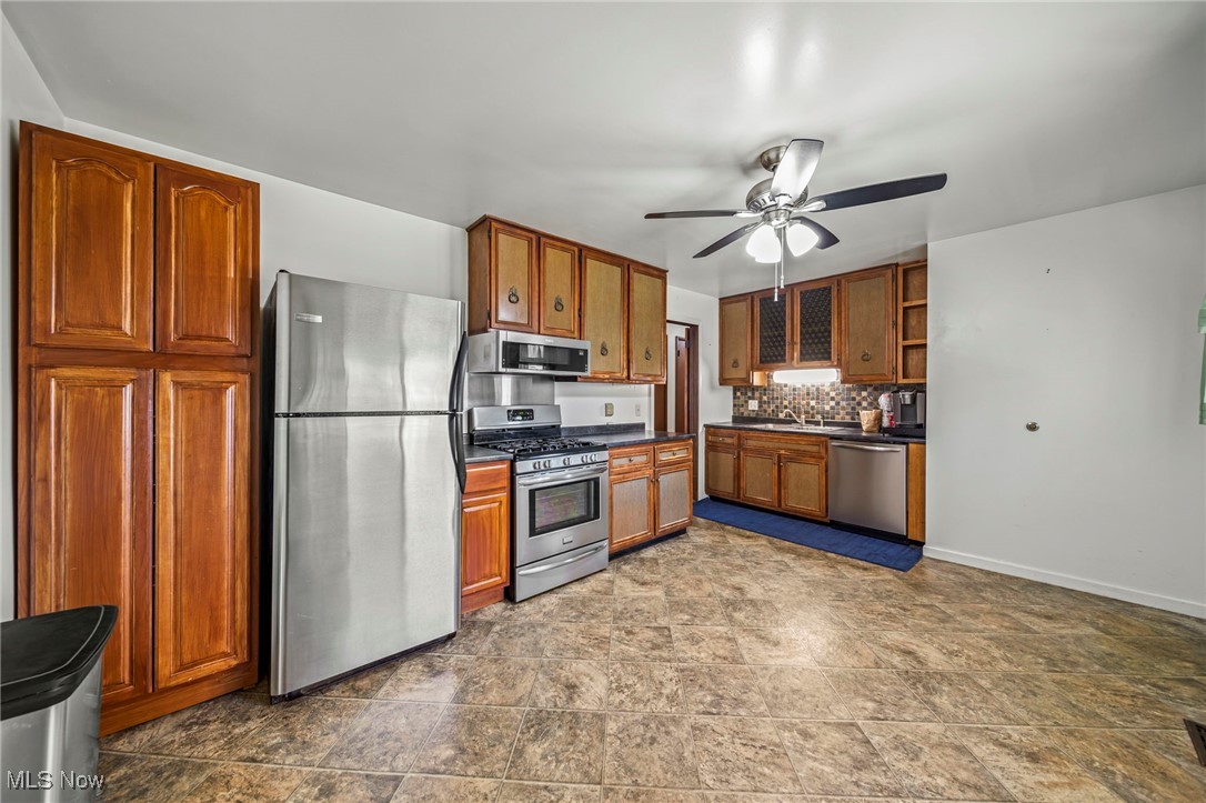 Madison Golf Lakelands - Residential