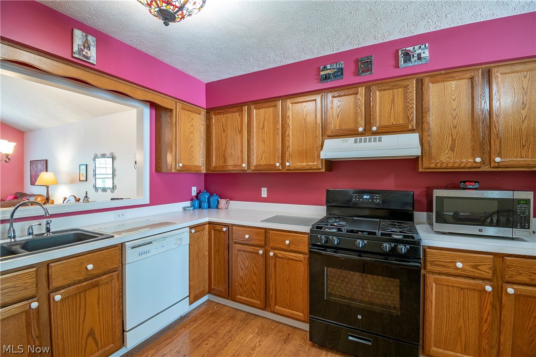 Woodbury Condo - Residential