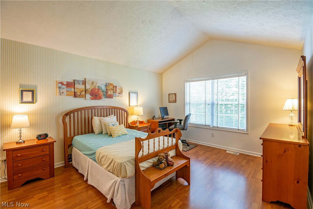 Woodbury Condo - Residential