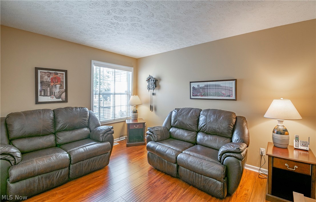 Woodbury Condo - Residential