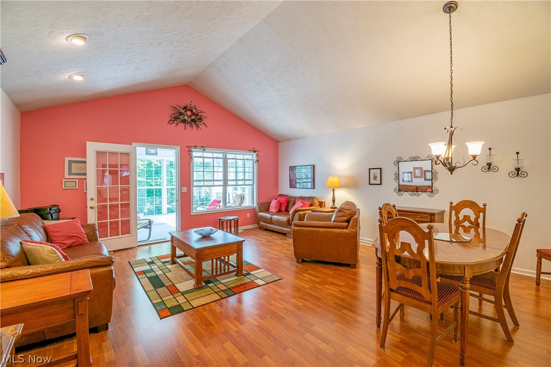 Woodbury Condo - Residential