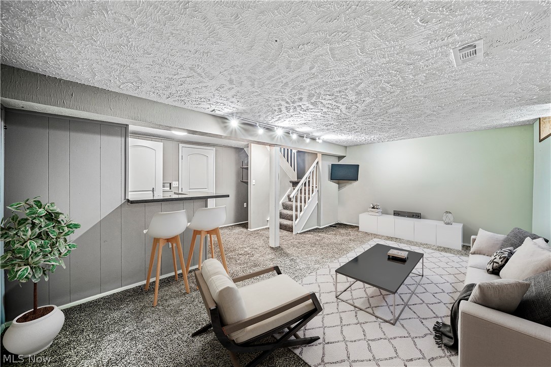 Chestnut Commons Condo - Residential