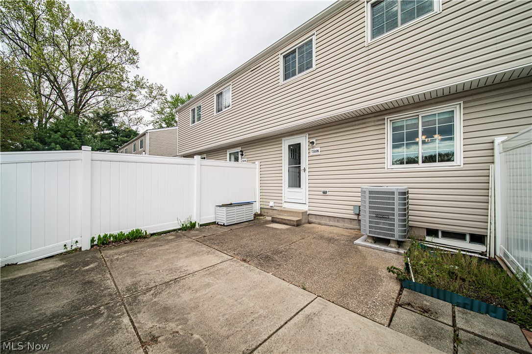 Chestnut Commons Condo - Residential