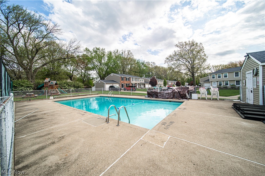 Chestnut Commons Condo - Residential