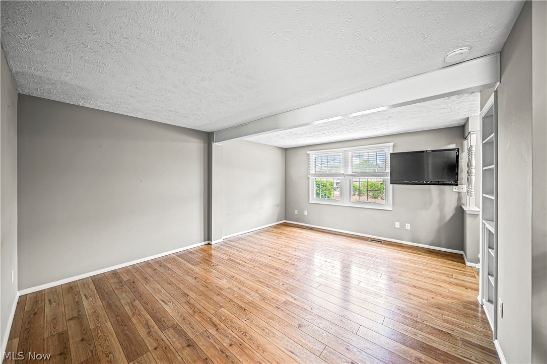 Chestnut Commons Condo - Residential