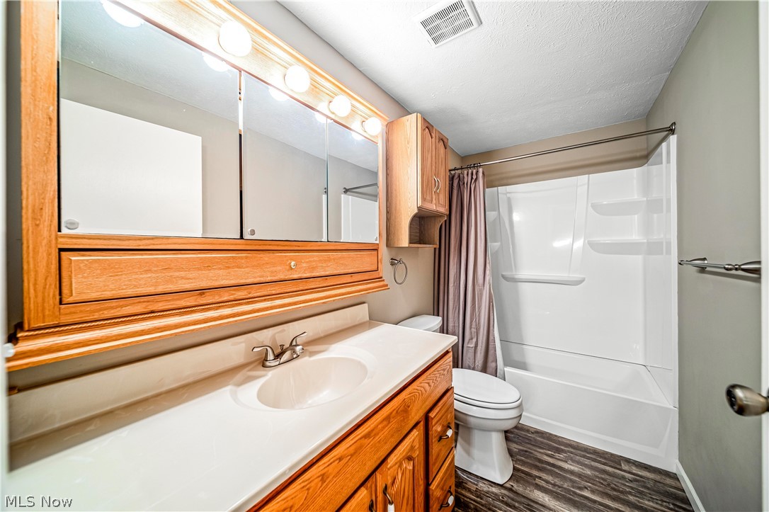 Chestnut Commons Condo - Residential