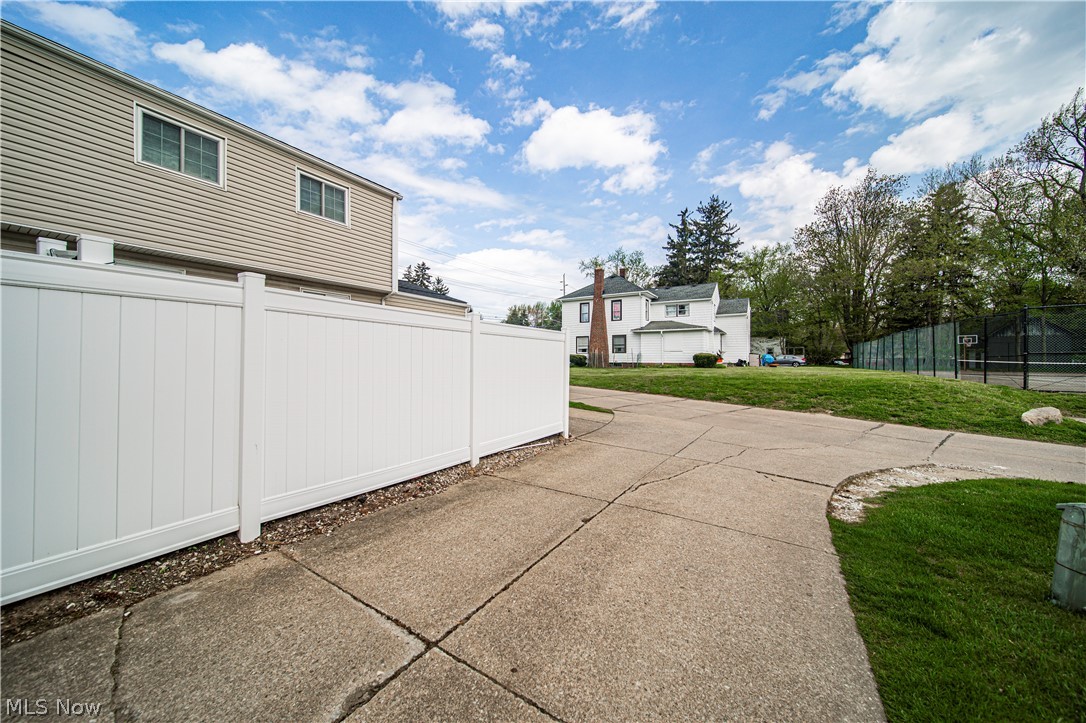 Chestnut Commons Condo - Residential