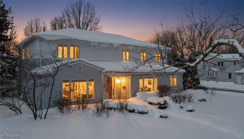 Photo of 2408 Beachwood Boulevard, Beachwood, OH 44122 (MLS # 5186837)