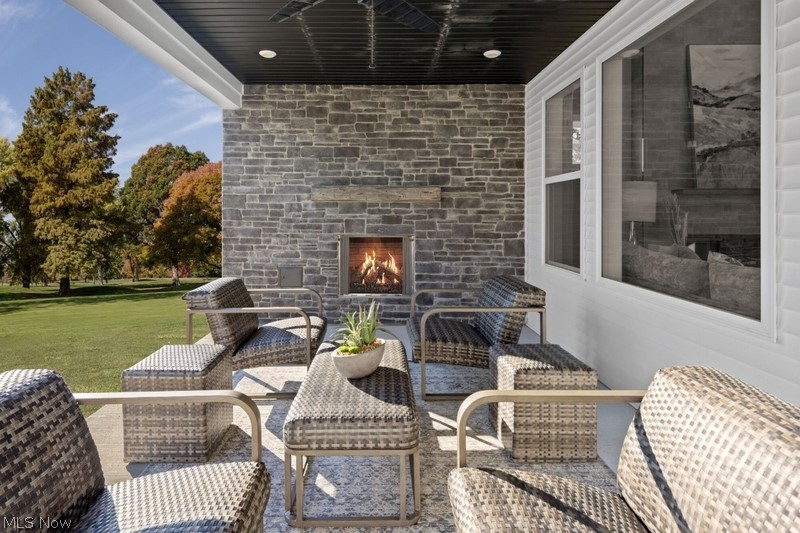 FIELDSTONE LANDING - Residential
