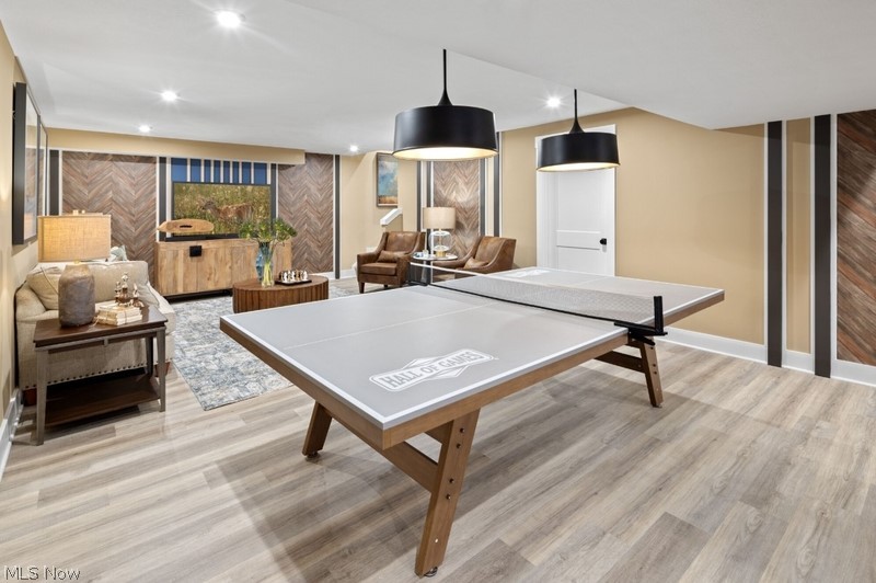 FIELDSTONE LANDING - Residential