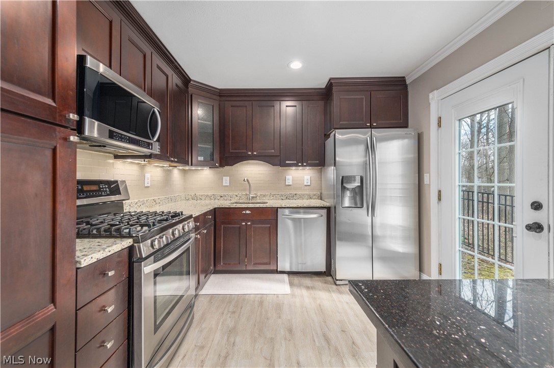 Ledgewood 02 - Residential